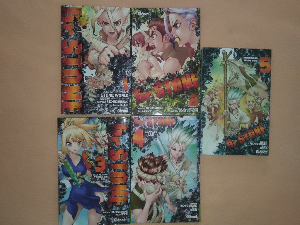 Lot Mangas Dr. Stone 1 à 5 (État Neuf), Série complète ou Série, Enlèvement, Neuf