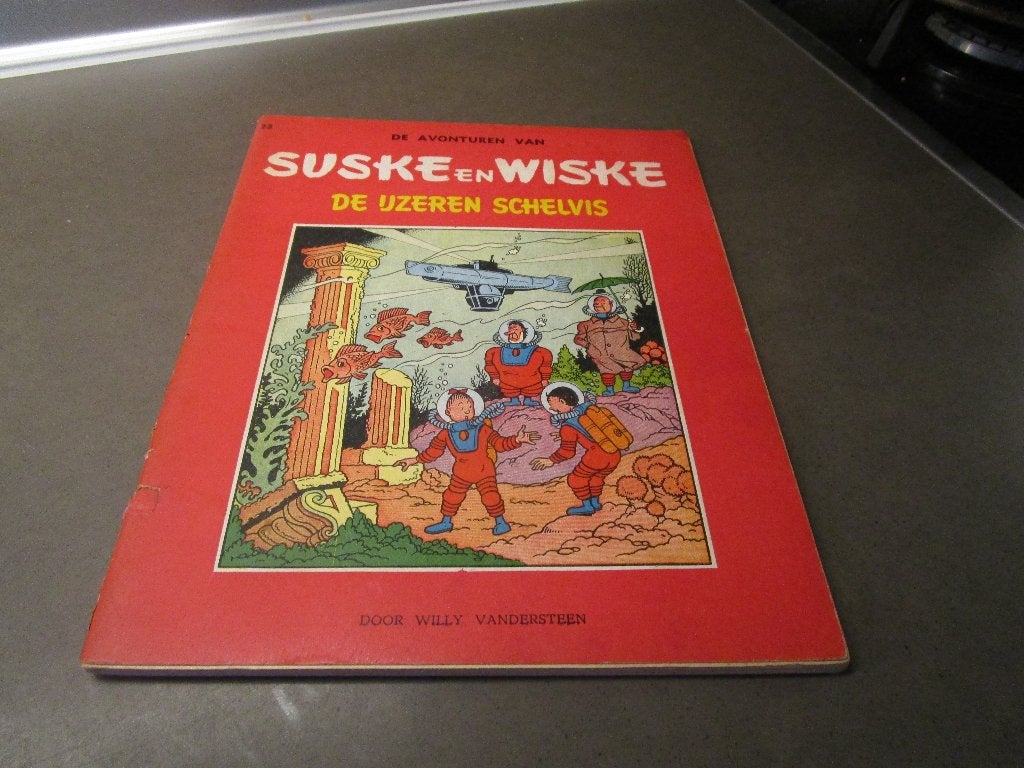 Sus en Wis - De ijzeren schelvis - 1960, Gelezen, Willy Vandersteen, Eén stripboek, Ophalen of Verzenden