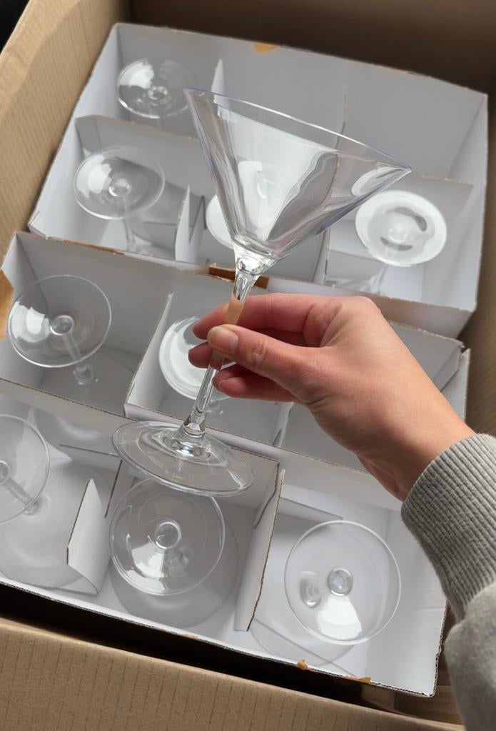 10 stuks Martini cocktailglazen, Ophalen of Verzenden, Zo goed als nieuw