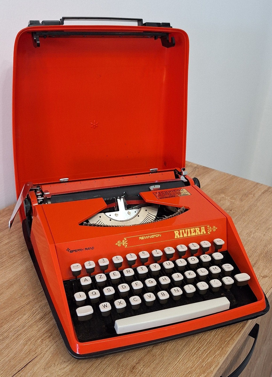 Machine à écrire mécanique Remington Riviera, Diversen, Typemachines, Ophalen of Verzenden