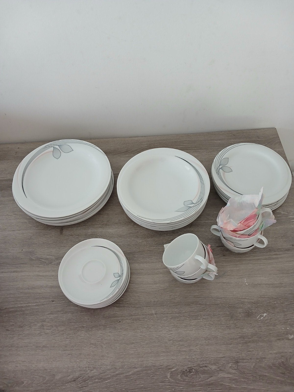 30 delig serviesset, Huis en Inrichting, Keuken | Servies, Ophalen