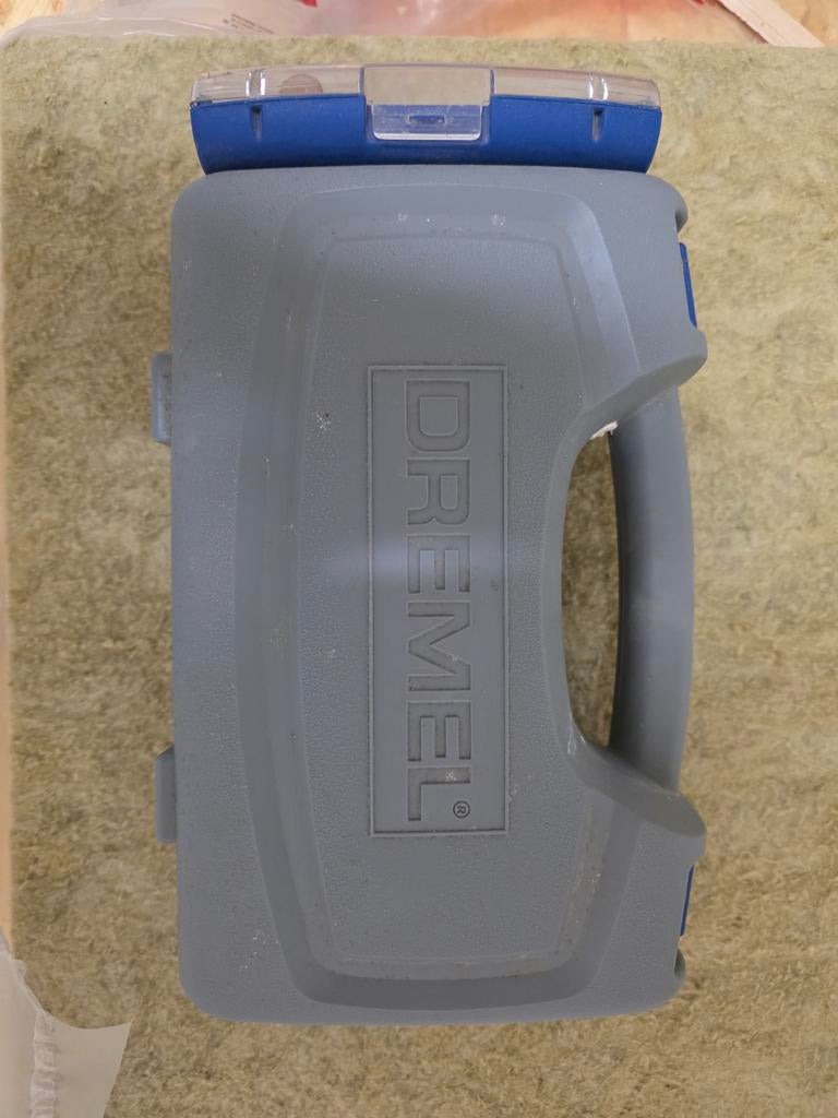 Dremel, Enlèvement ou Envoi
