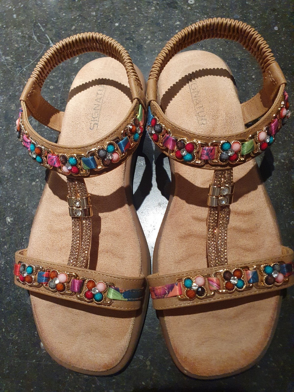Sandalen met kralen, Enlèvement ou Envoi, Autres couleurs, Comme neuf, Sandales et Mûles