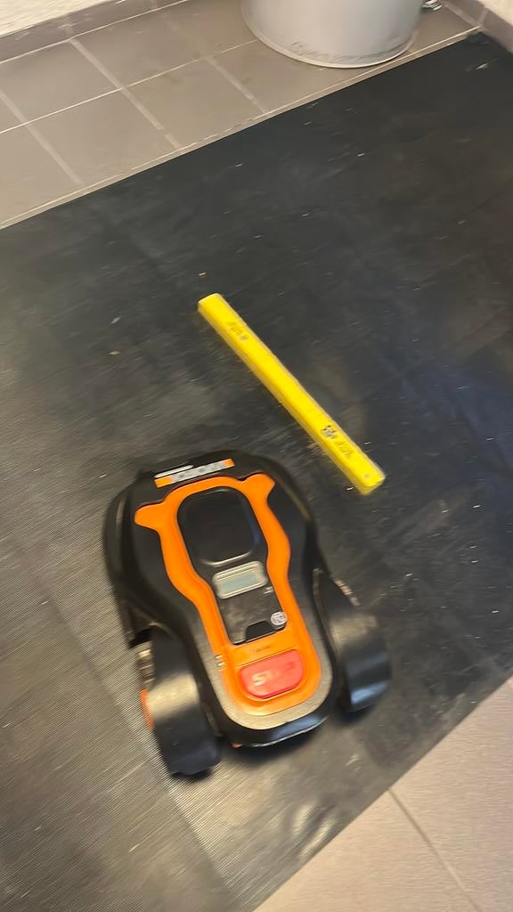 Robot maaier worx, Doe-het-zelf en Bouw, Ophalen, Gebruikt