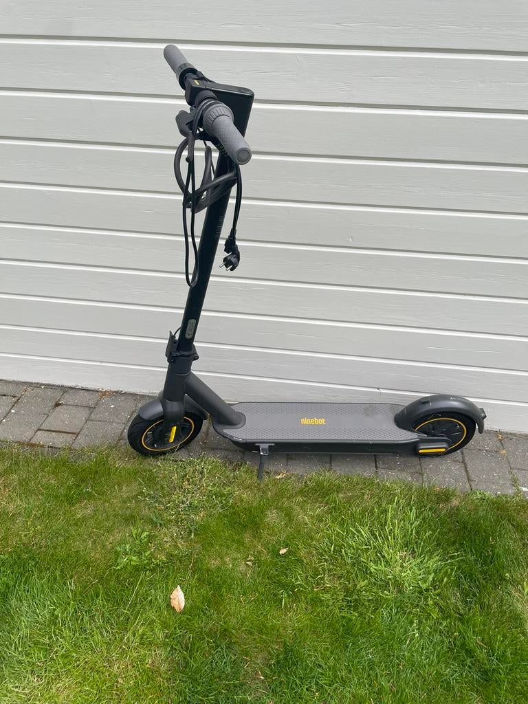 Segway Ninebot G30 max, Fietsen en Brommers, Ophalen, Gebruikt, Elektrische step (E-scooter)