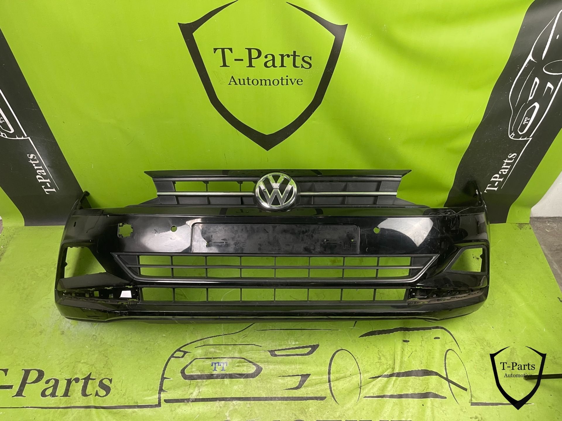 volkswagen polo 2G voorbumper bumper grille rooster, Auto-onderdelen, Info@fabrikant.eu, Volkswagen, Bumper, Fabrikantstraat 1
1000 AA  Amsterdam