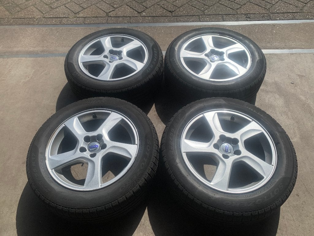 OEM VOLVO V70 XC70 S60 S80 BALDER VELGEN + BANDEN 225 55 R17, Enlèvement ou Envoi, Utilisé
