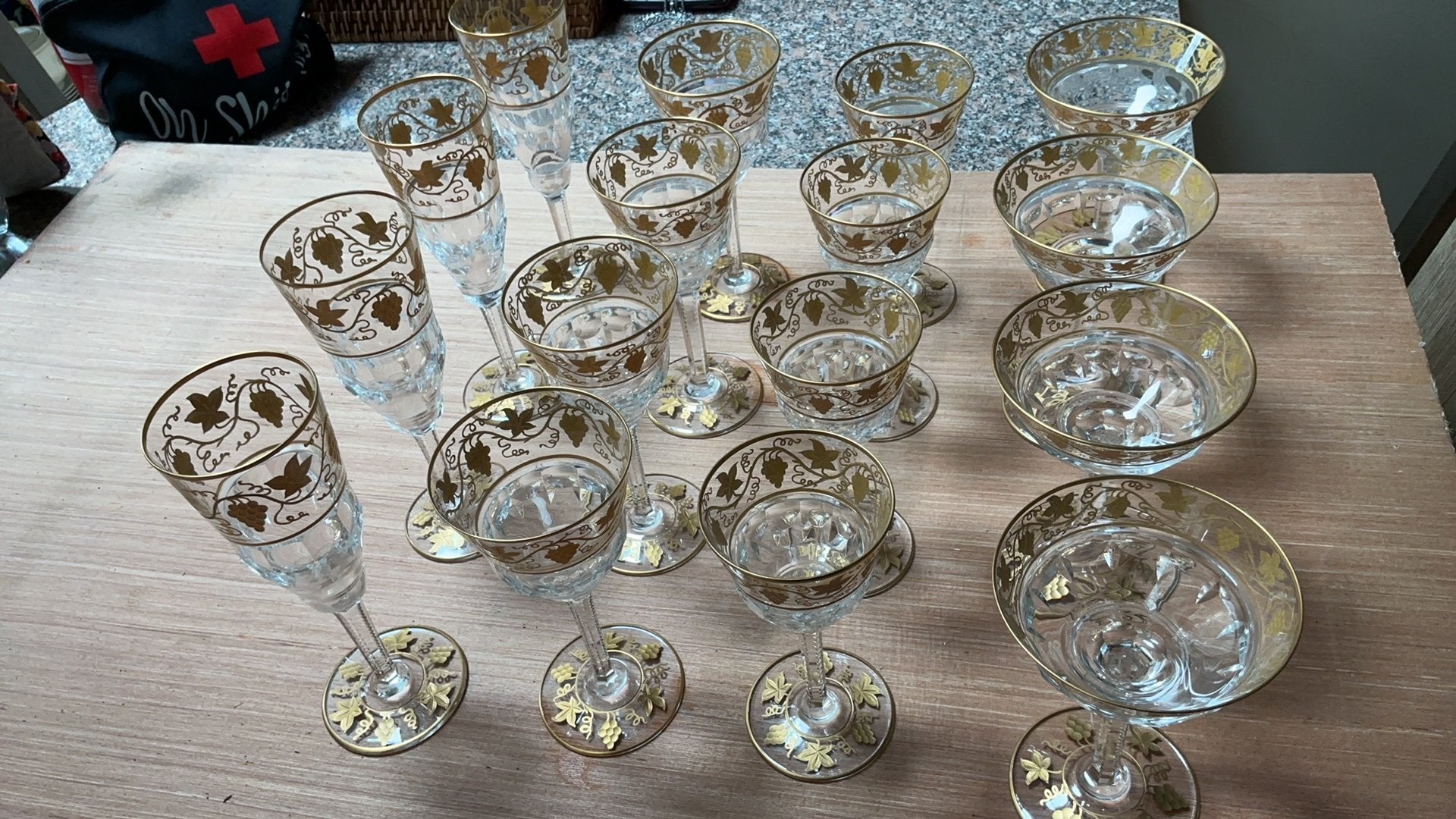 Prachtige set VSL glazen, Ophalen