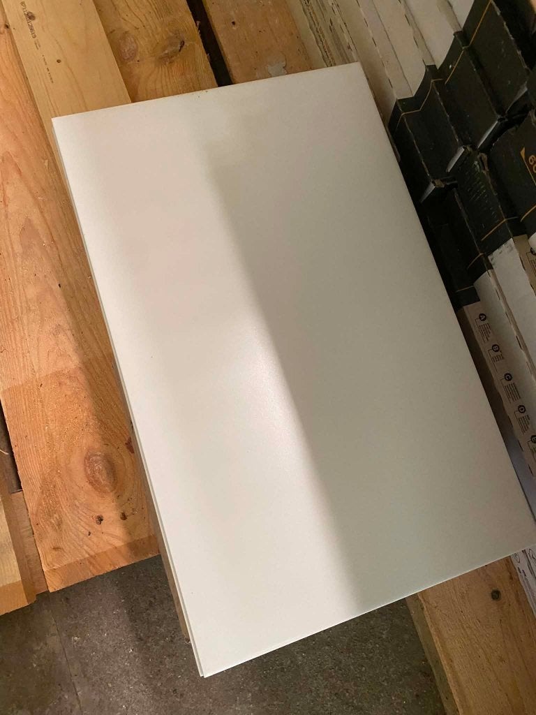 Witte tegels (mat) 25cm x 40cm (2,3m2), Doe-het-zelf en Bouw, Tegels, Ophalen, 40 tot 60 cm, Wandtegels, Nieuw