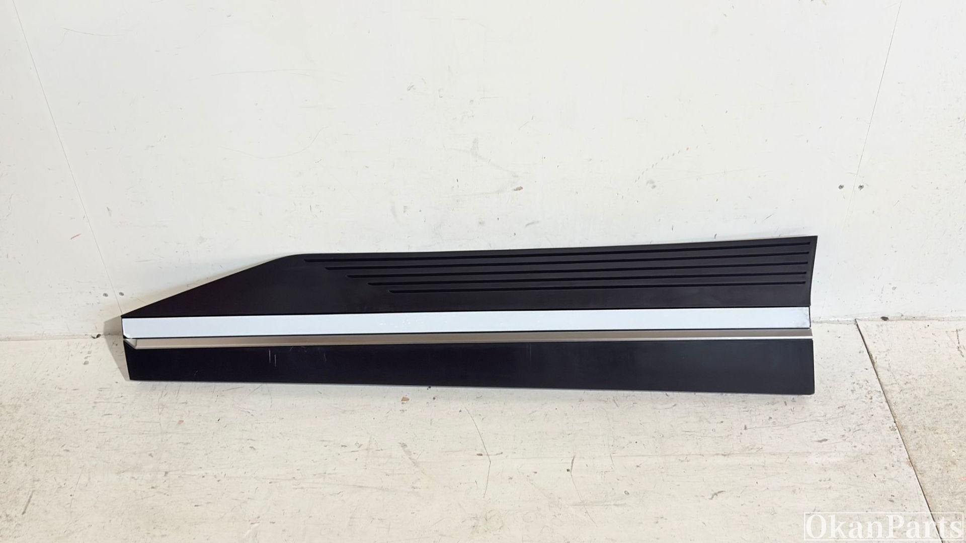 Moulure de porte avant gauche Hyundai Ioniq 5, r f rence 877, Info@fabrikant.eu, Fabrikant BV, Fabrikantstraat 1
1000 AA  Amsterdam, NL