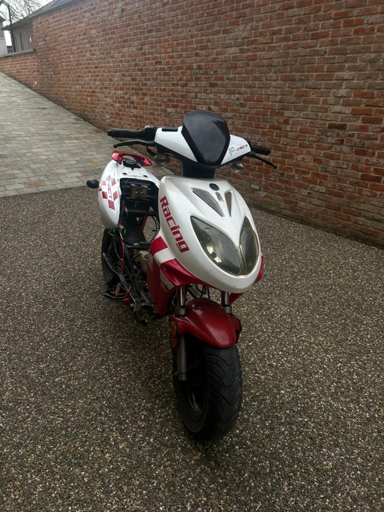 Keeway F act 70cc B klasse scooter, Fietsen en Brommers, Ophalen, Tweetakt, Gebruikt, Overige modellen
