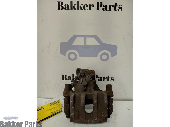Bras de suspension arrière gauche d'un Ford Focus, -, -, 3 mois de garantie, -