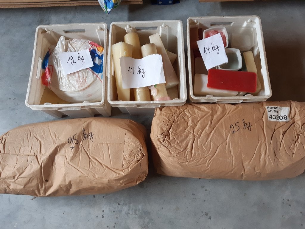 Groot lot paraffine om zelf kaarsen te maken, Ophalen, Gebruikt