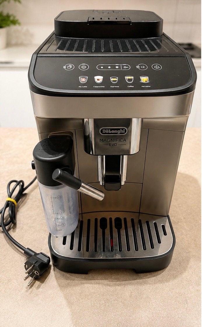 De’Longhi Magnifica Evo – volautomatische koffiemachine, Ophalen, Zo goed als nieuw, Koffiemachine