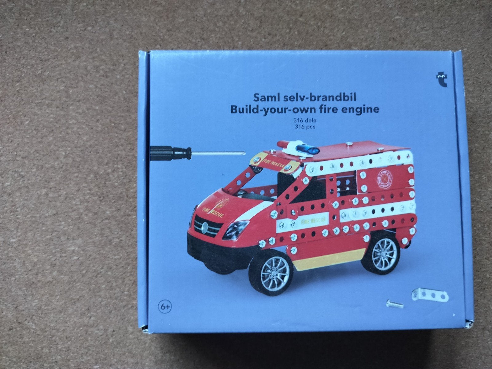 Build your own fire engine set, Enfants & Bébés, Jouets | Blocs de construction, Enlèvement, Comme neuf, Autres marques