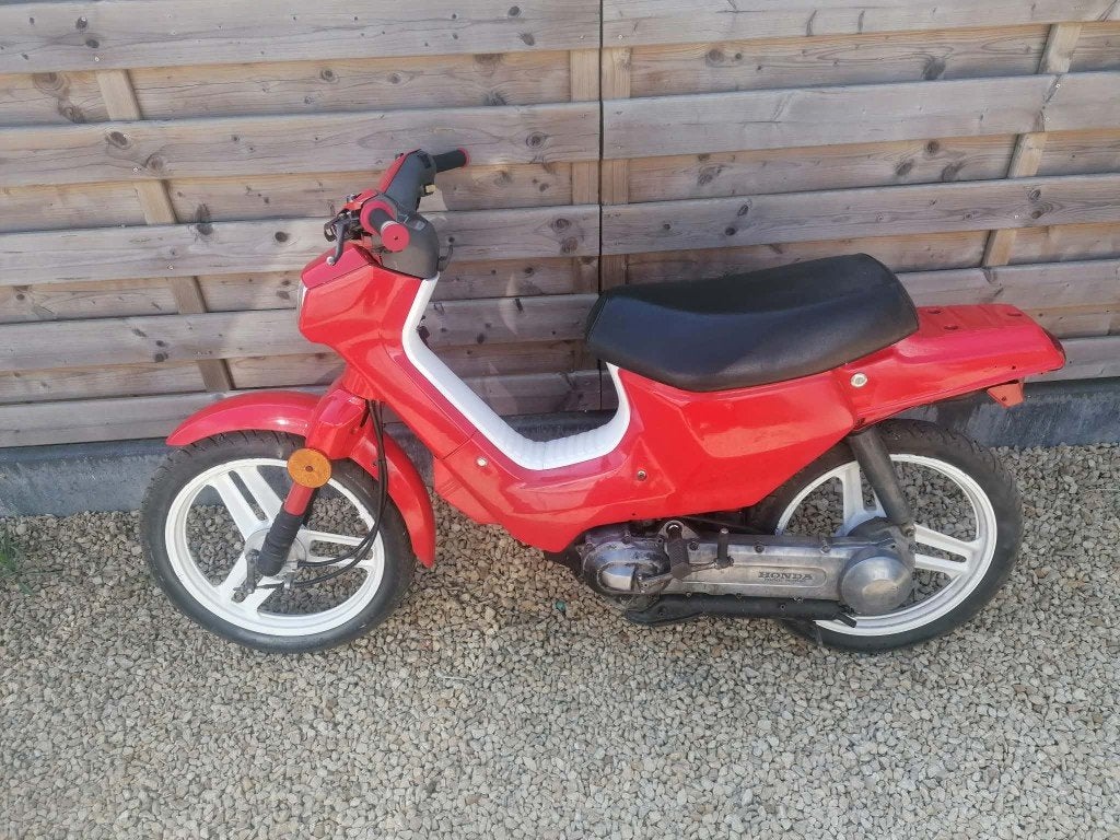 Honda wallaroo deluxe, Fietsen en Brommers, Ophalen, Klasse A (25 km/u)