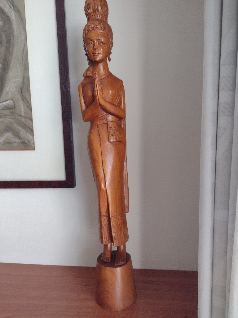 Houten beeld - 62 cm hoog., Antiek en Kunst, Ophalen, 50 - 100 cm, Handgemaakt, Beeld