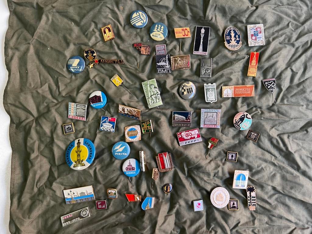 Pins USSR, Verzamelen, Ophalen, Zo goed als nieuw