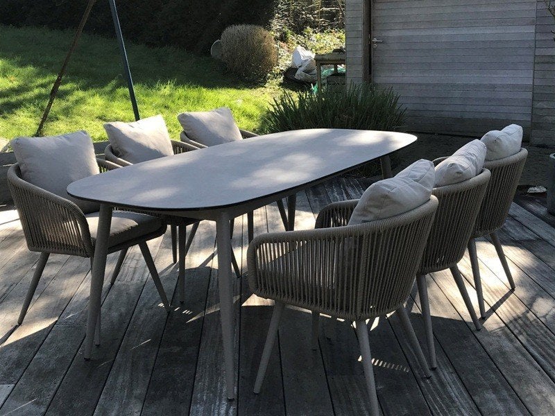 luxe tuinset grote tafel nu eenmalig 1650€ wegens annulering, Envoi