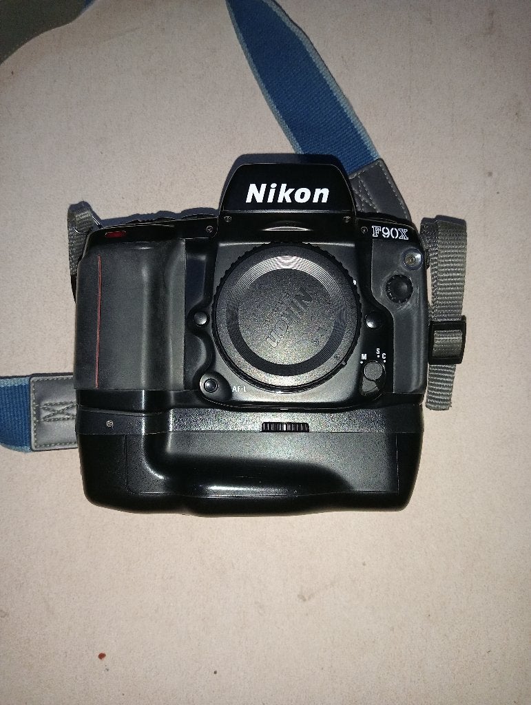 Nikon F90X  caméra, TV, Hi-fi & Vidéo, Appareils photo numériques, Enlèvement, Nikon