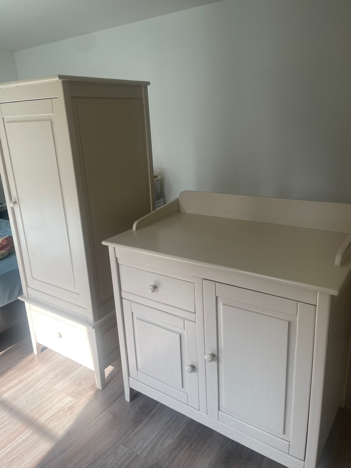 Lange kast + dressoir kinderkamer, Ophalen, Zo goed als nieuw