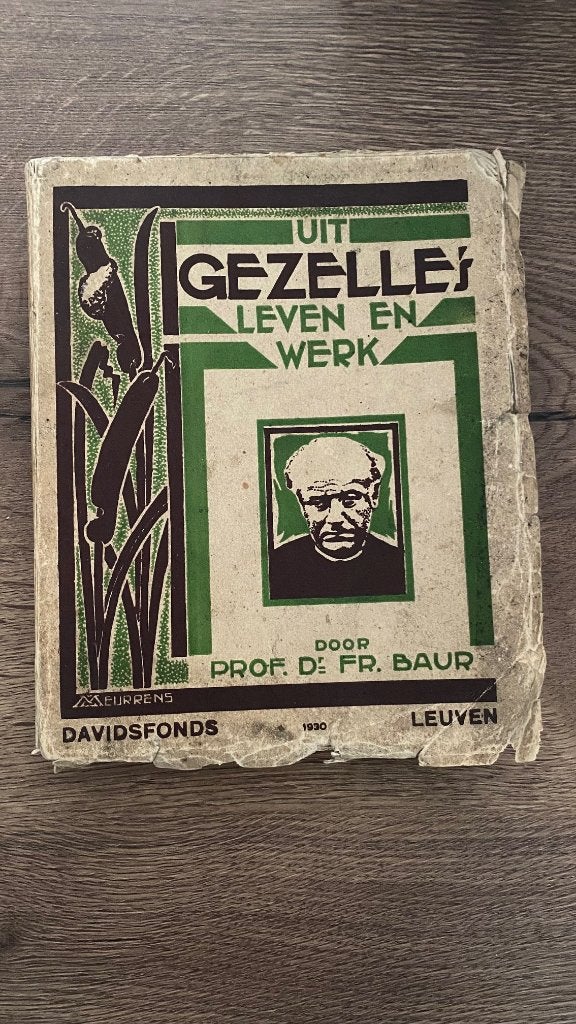 Uit Gezelle's leven en werk - oud boek, Antiek en Kunst, Ophalen of Verzenden