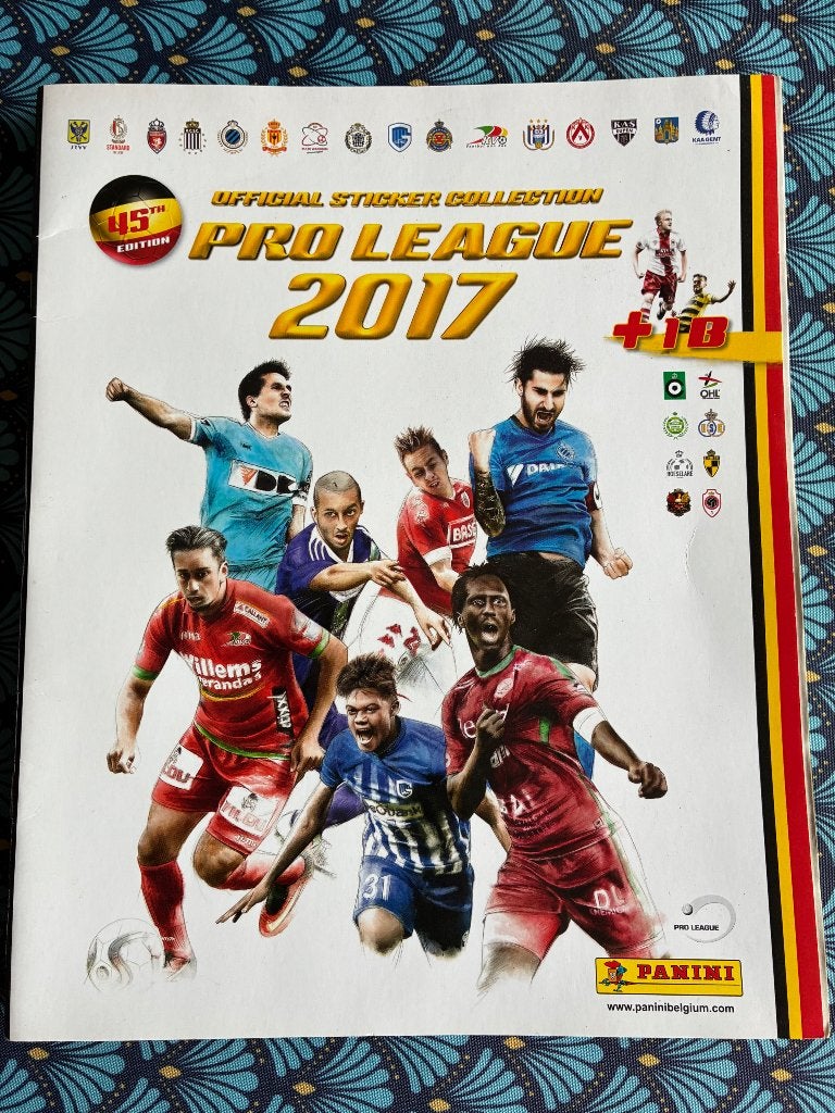 Lot de 2 albums Panini Pro League 2016 et 2017, Enlèvement ou Envoi, Neuf