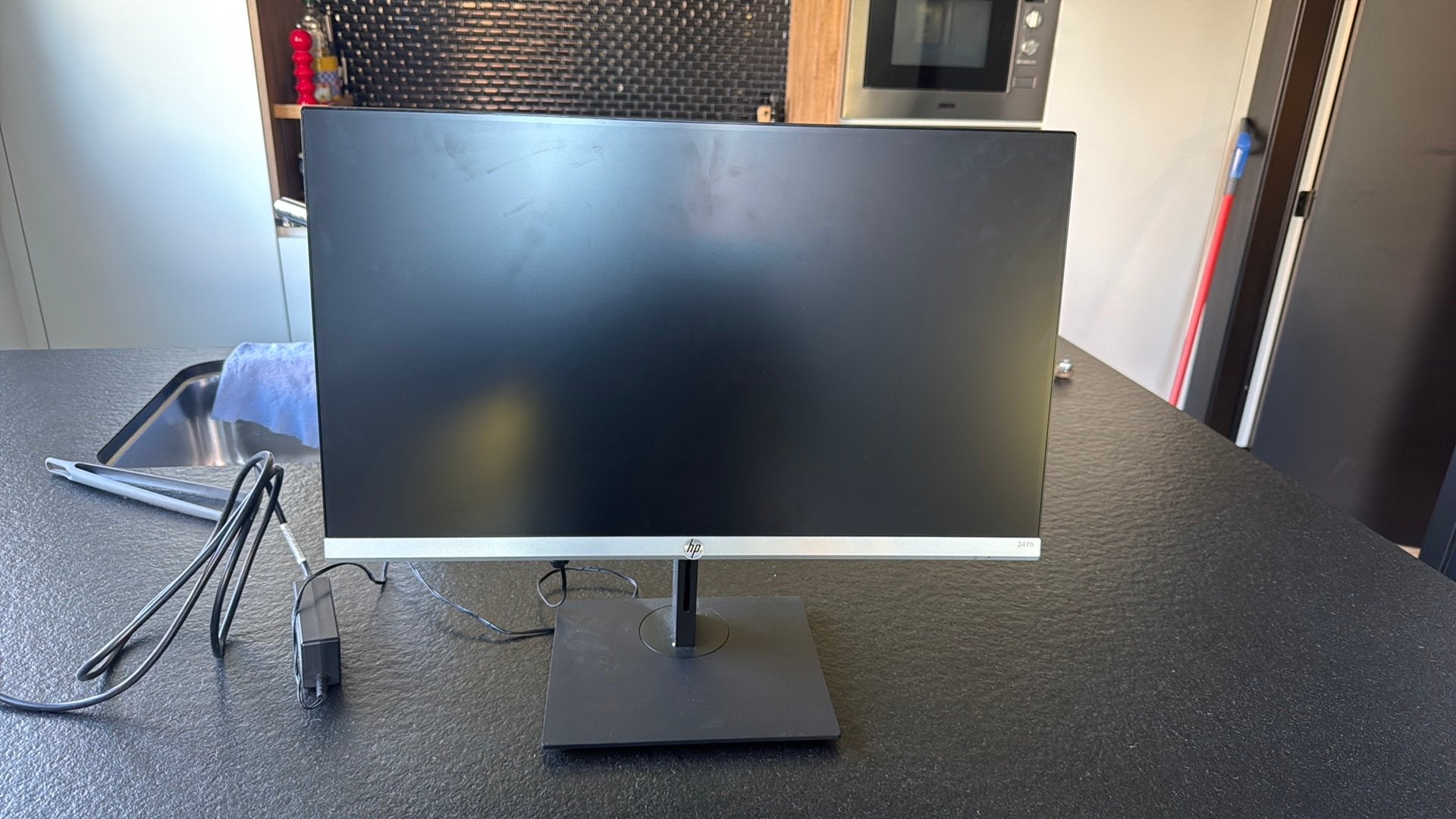 Pc scherm HP, Computers en Software, Ophalen, Zo goed als nieuw, In hoogte verstelbaar