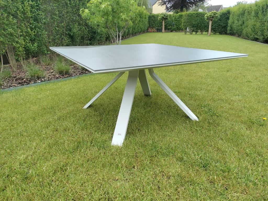 Table de jardin 148 cm x 148 cm x 73,5 cm, Jardin & Terrasse, Enlèvement, Aluminium