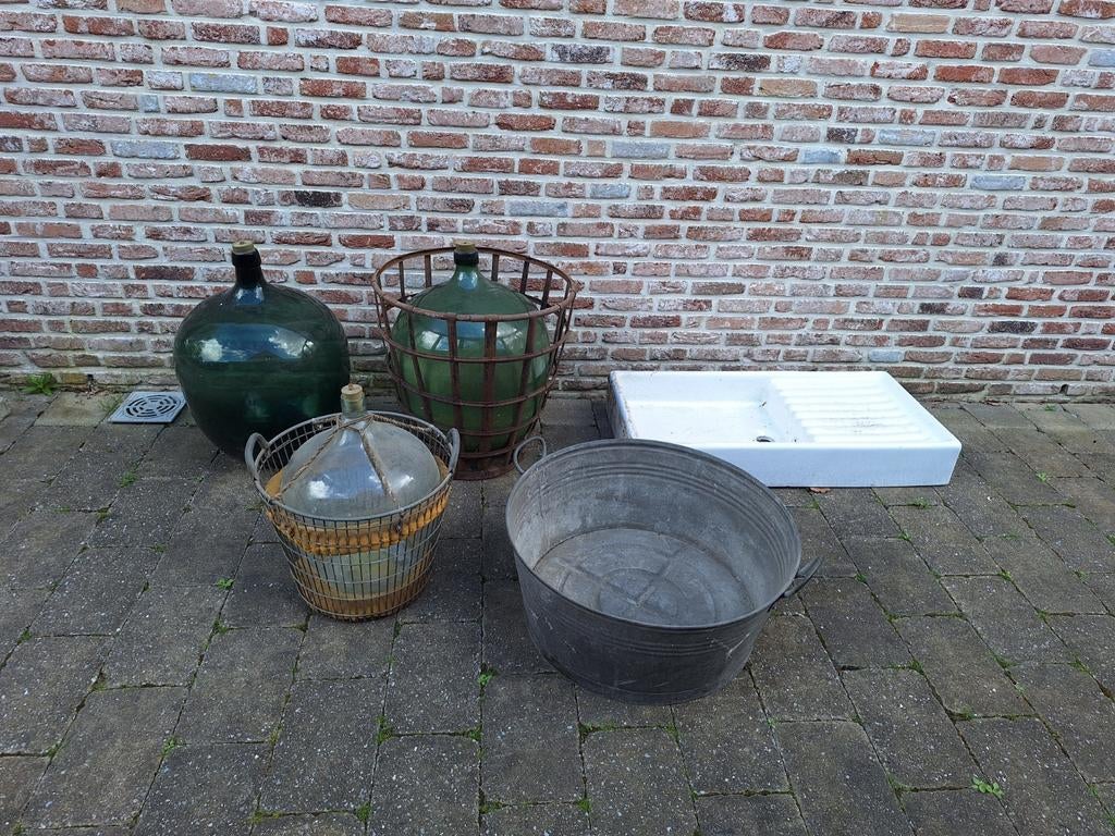 Lot Brocante, Ophalen