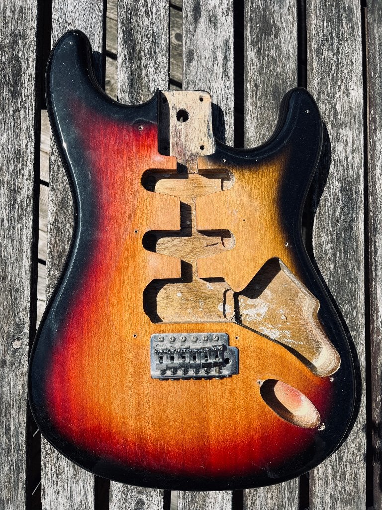Corps "Strat" sunburst, Enlèvement ou Envoi, Utilisé, Guitare électrique