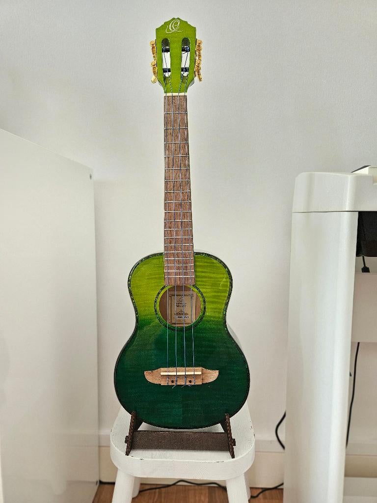 Ukulele tenor Ortega prism., Ophalen, Gebruikt, Overige typen, Met koffer