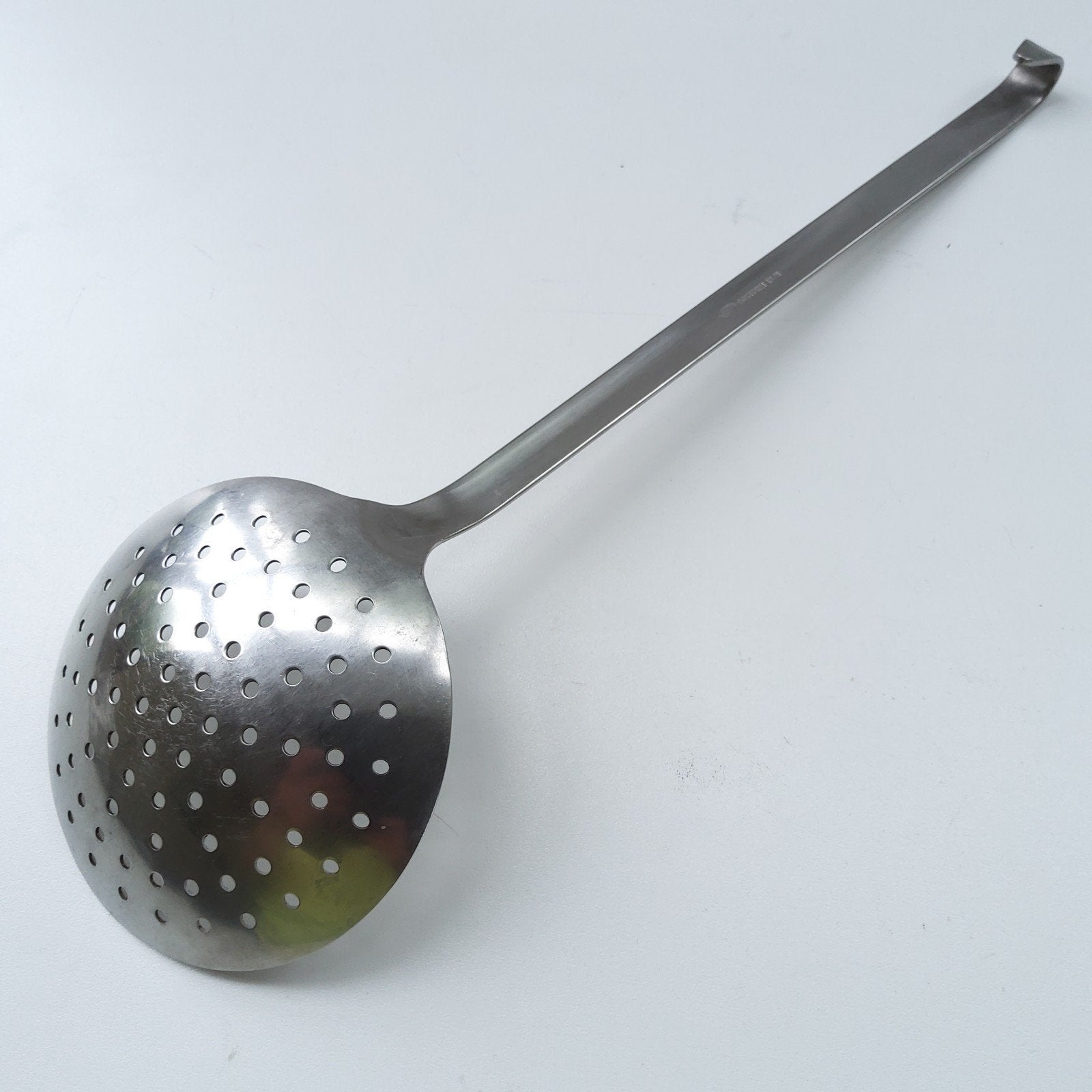 Schuimspaan. Kwaliteitsvol RVS 18/8. L: 37 cm, Ophalen of Verzenden, Zo goed als nieuw, Inox of Chroom, Los bestek
