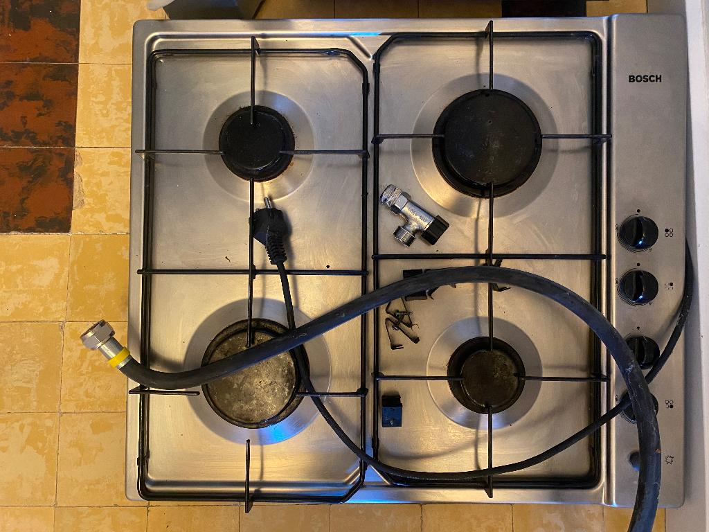 Gasfornuis BOSCH, Ophalen, Gebruikt, Minder dan 85 cm, 4 kookzones