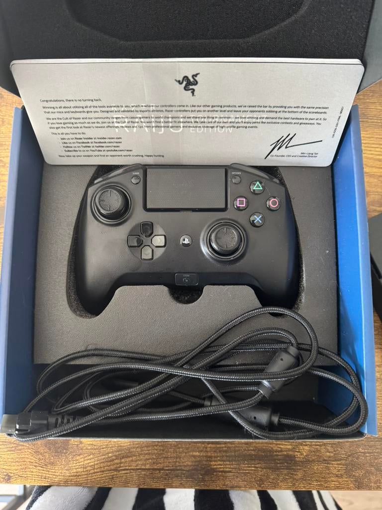 Pro controller ps5, ps4, pc, Games en Spelcomputers, PlayStation 4, Ophalen of Verzenden, Zo goed als nieuw, Controller