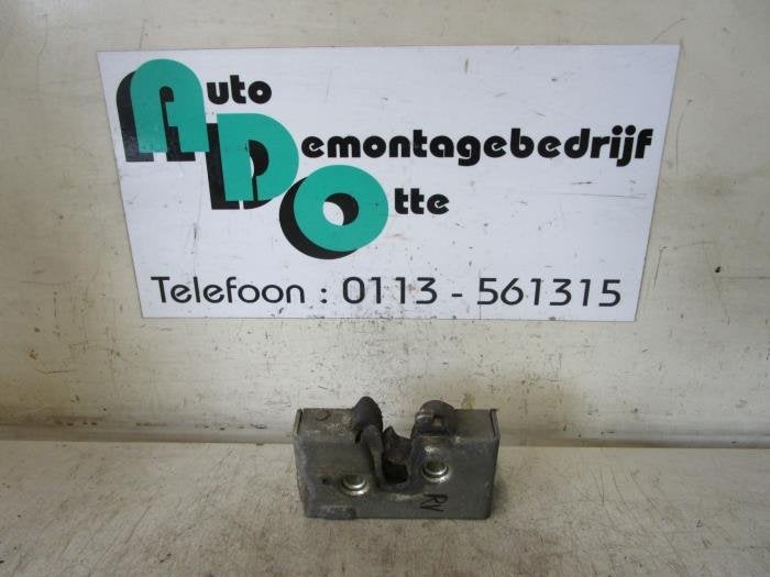 Deurslot Mechaniek 2Deurs rechts van een Volkswagen Golf (Go, Gebruikt, -, Volkswagen, -