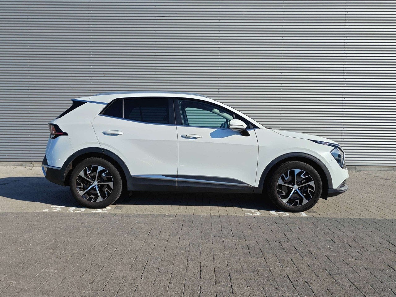 Kia Sportage Edition 7 (bj 2023, automaat), Auto's, Stof, Gebruikt, Euro 6, 4 cilinders