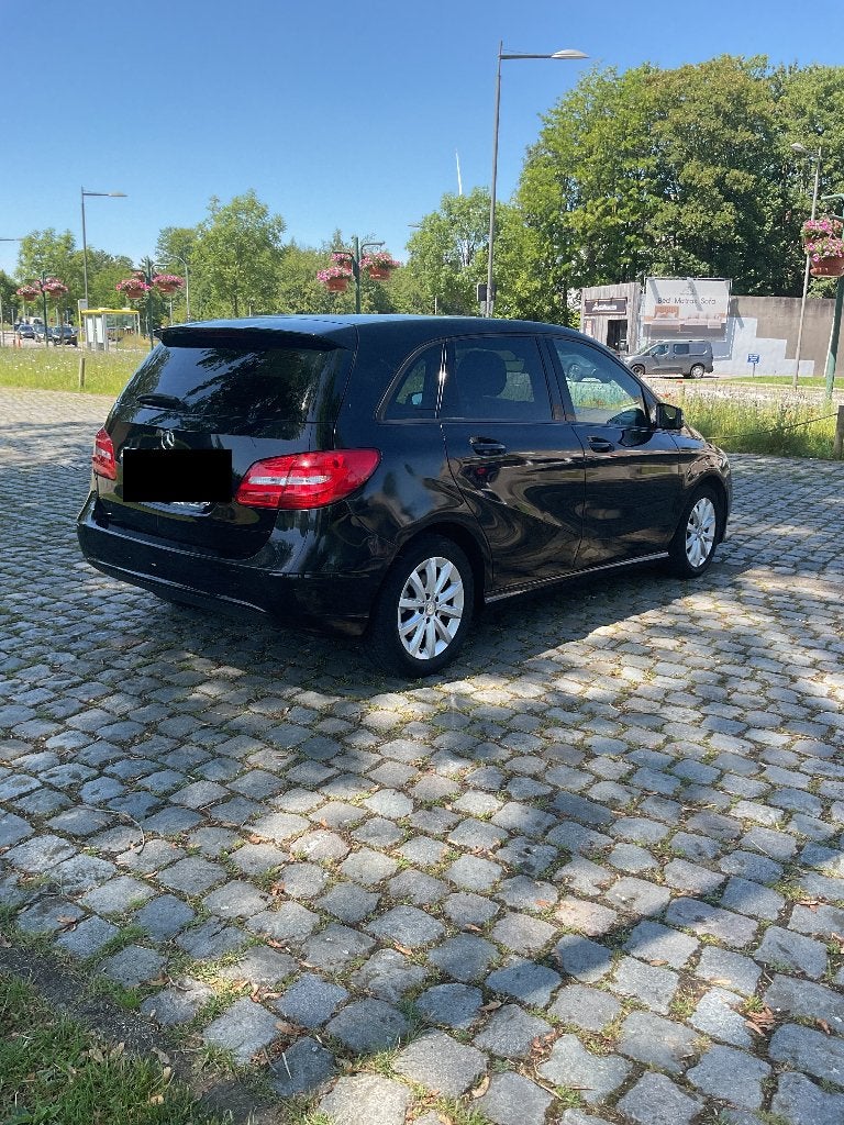 Mercedes-Benz Classe B Essence - 154 000 km, Autos, Achat, Boîte manuelle, Noir, Particulier