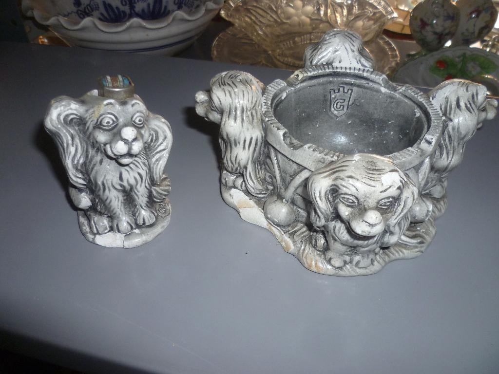 ASBAK + BEELDJE  HONDEN, Antiek en Kunst, Ophalen