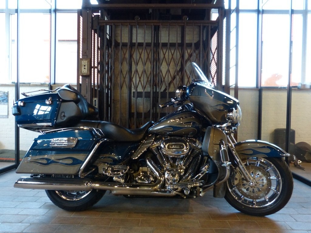 Harley-Davidson TOURING CVO Electra Glide Ultra Classic, Plus de 35 kW, Info@freedom-machines.be, Autre, 1803 cm³