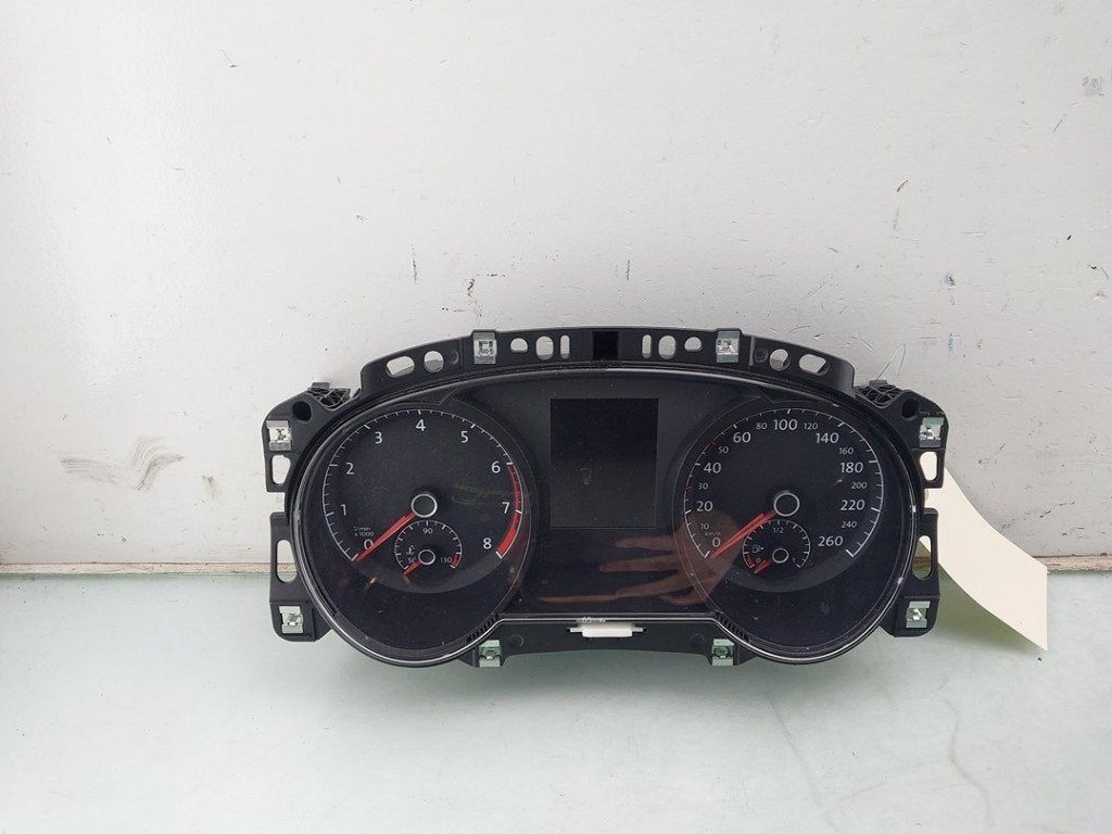 INSTRUMENTS DE BORD Golf Sportsvan (AUVS) (|517920740A|), Dhr. J. Ham, Volkswagen, Administratie@autoham.nl, Utilisé