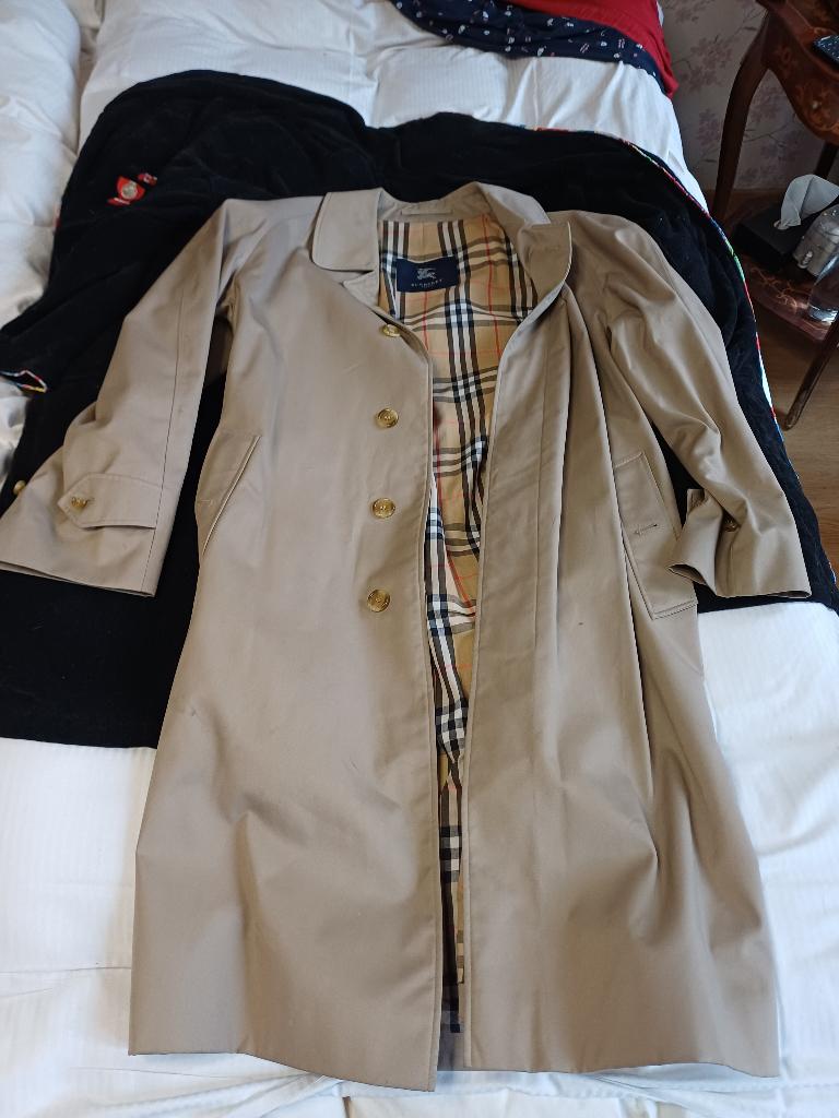 Burberry waterdichte trenchcoat nieuw maat 48 - 50, Kleding | Dames, Ophalen, Autre, Bruin, Maat 46/48 (XL) of groter
