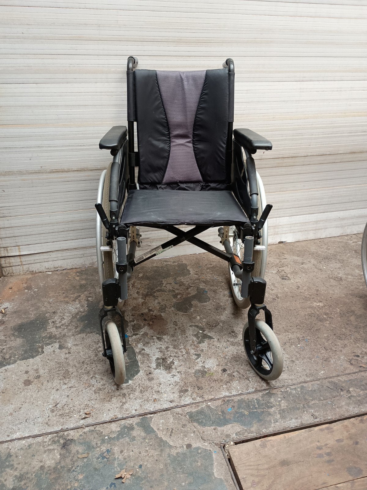 Rolstoel Invacare, Enlèvement