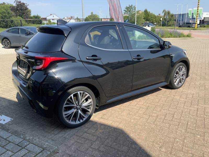 Toyota Yaris ELEGANT, Automaat, Euro 6, Overige brandstoffen, Zwart