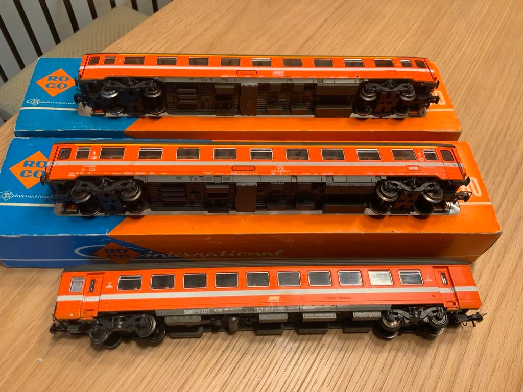 SET VAN 3 AUTO'S LIMA EUROFIMA ROCO LIVERY ORANJE C1, Ophalen of Verzenden, Gebruikt, Lima