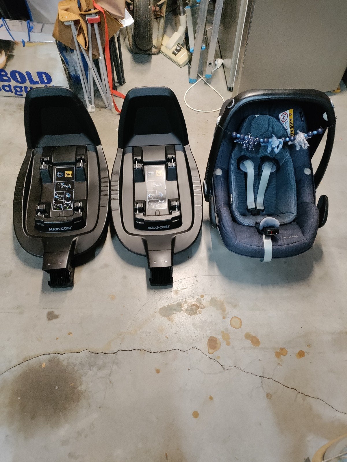 Kit de réparation de la famille Maxi Cosi Pebble Plus + 2 pl, Enlèvement, Utilisé, Ceinture de sécurité ou Isofix, Maxi-Cosi