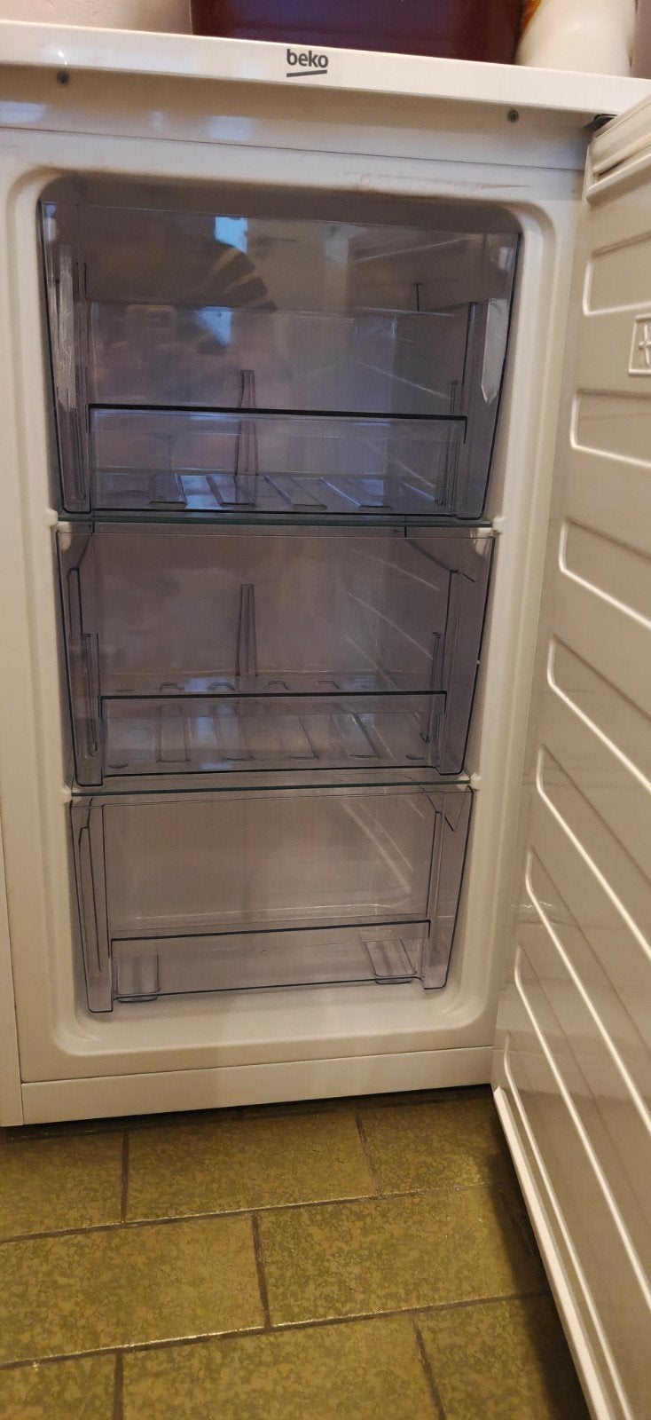 Beko diepvrieskast met 3 laden – €90, Ophalen, Zo goed als nieuw, Vrieskist
