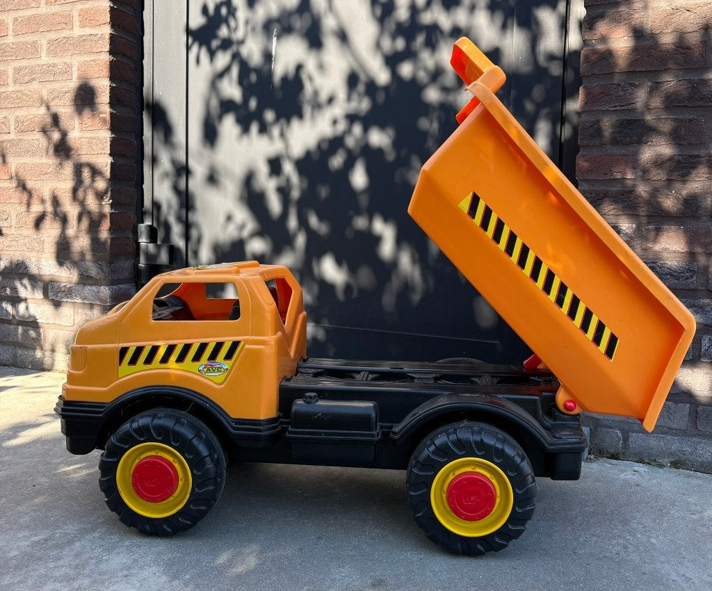 Grote speelgoed truck (kiepbak), Ophalen, Gebruikt