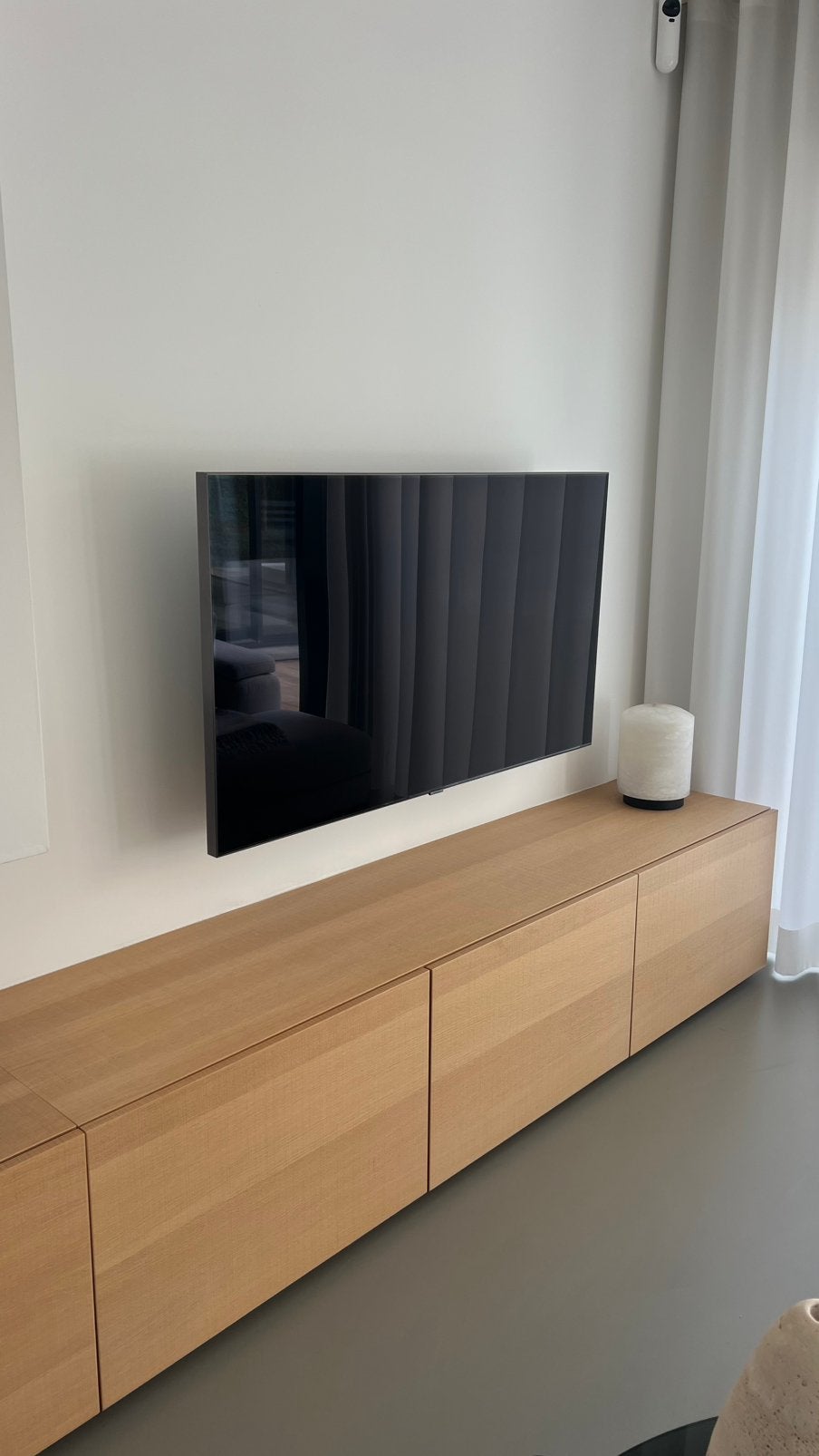 Maatwerk tv-meubel in natuur eik, Huis en Inrichting, Ophalen, Eikenhout, Zo goed als nieuw, 200 cm of meer