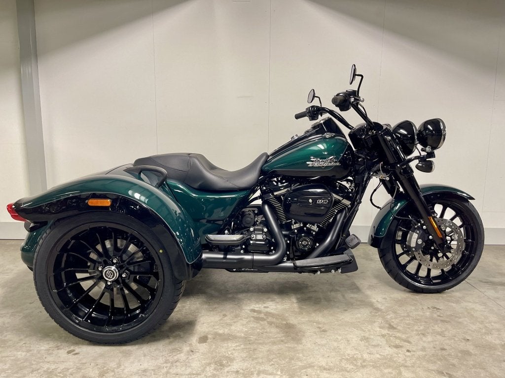 Harley-Davidson TRIKE FLRT FREEWHEELER (bj 2024), Harley-Davidson, Customerservices@harley‑davidson.com, 3700 West Juneau Avenue
WI 53208  Milwaukee, US